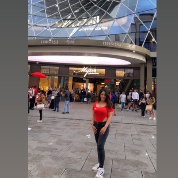 Meet your Posher, Odiel - Picture 1 of 1